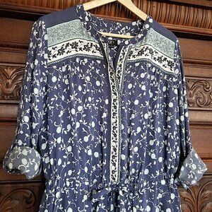LIKE NEW Floral Print Romper
